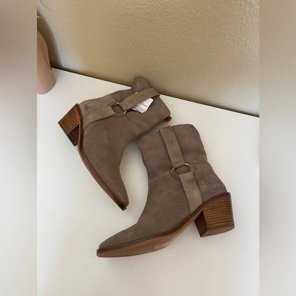 NEW Lucky Brand suede genuine leather boots